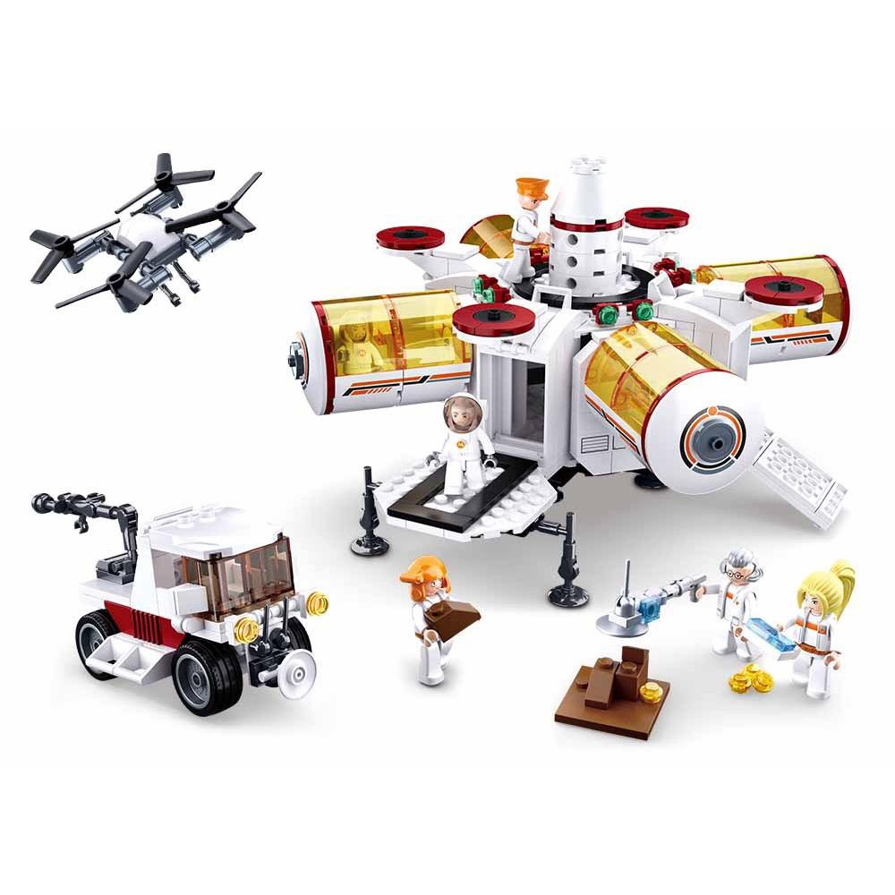 Sluban Building Set: Space - Space Base - 642pcs